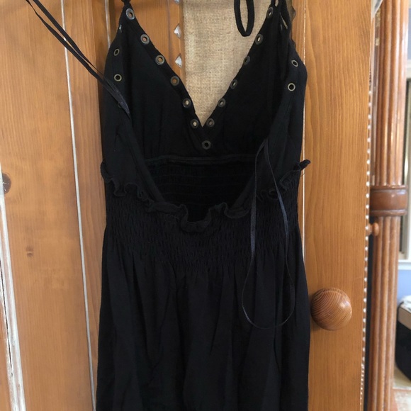 Guess Halter Tie Top - Picture 3 of 3